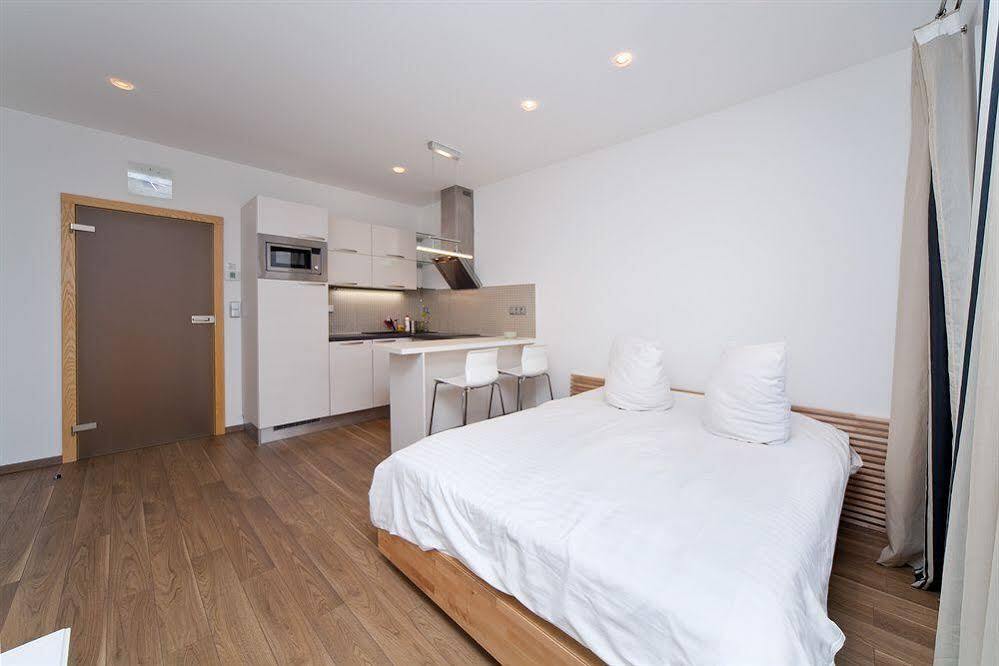 Apartahotel Louren - The Bridge 4*